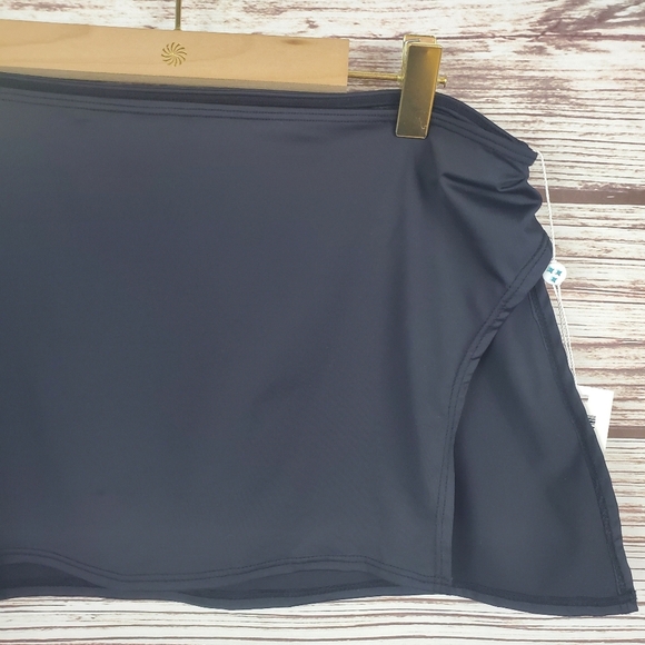 NWT Frankies Bikinis Large Black Marty Short Skirted Thong Bikini Bottom - Picture 5 of 10